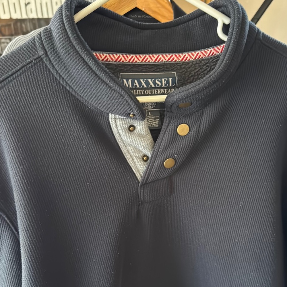 Men's Black Sweater